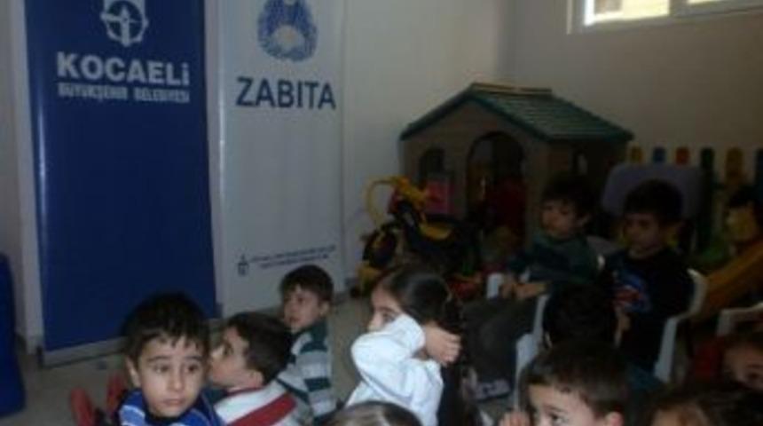 Anaokulu &Ouml;ğrencilerine Trafik Eğitimi