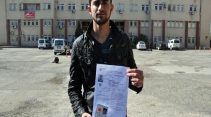 Kimliğini Kaybeden &Ouml;ğrenciye Milletvekili Akdağ Ve Kaymakam Bing&ouml;l Sahip &Ccedil;ktı