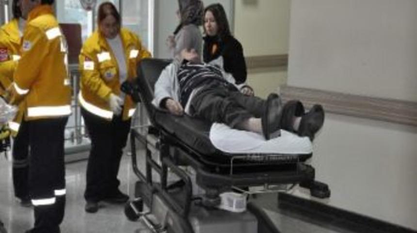 Kolonya İ&ccedil;ti Zehirlendi