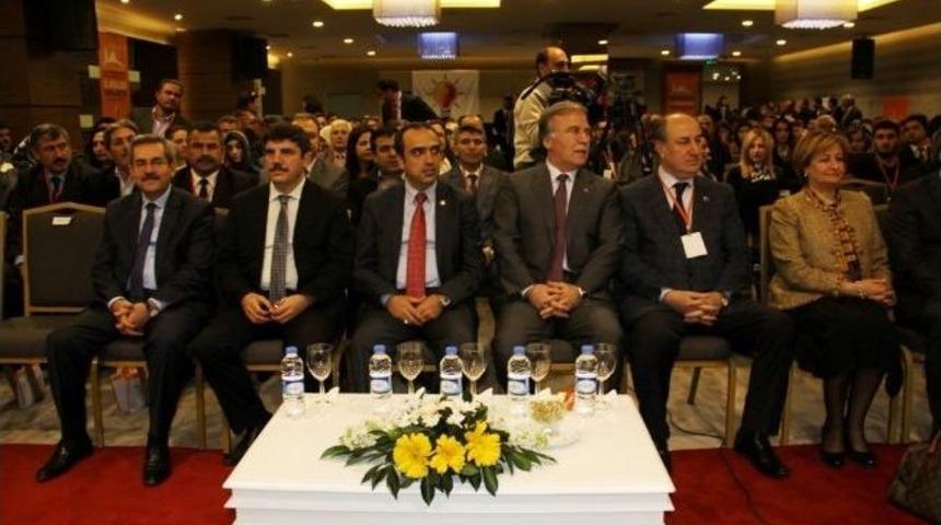 Ak Parti B&ouml;lge Eğitim Ve Değerlendirme Toplantısı