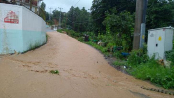 Rize'yi sağanak vurdu  G3