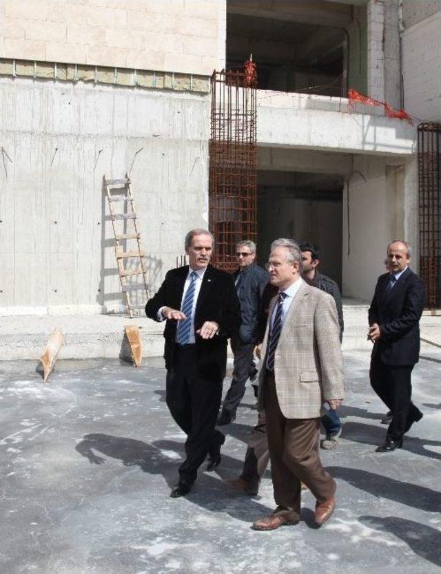 Bursa, B&uuml;y&uuml;kşehir Belediye Binasına Kavuşuyor 1