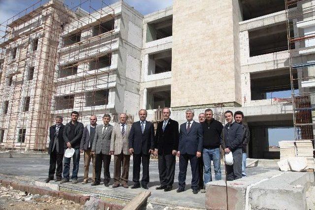 Bursa, B&uuml;y&uuml;kşehir Belediye Binasına Kavuşuyor 3