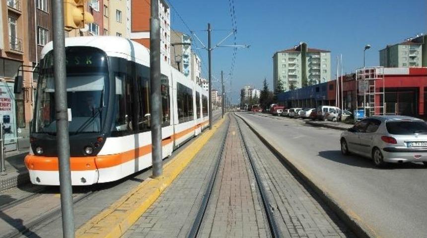 Ygs &Ouml;ğrencileri, Tramvayların Azizliğine Uğradı