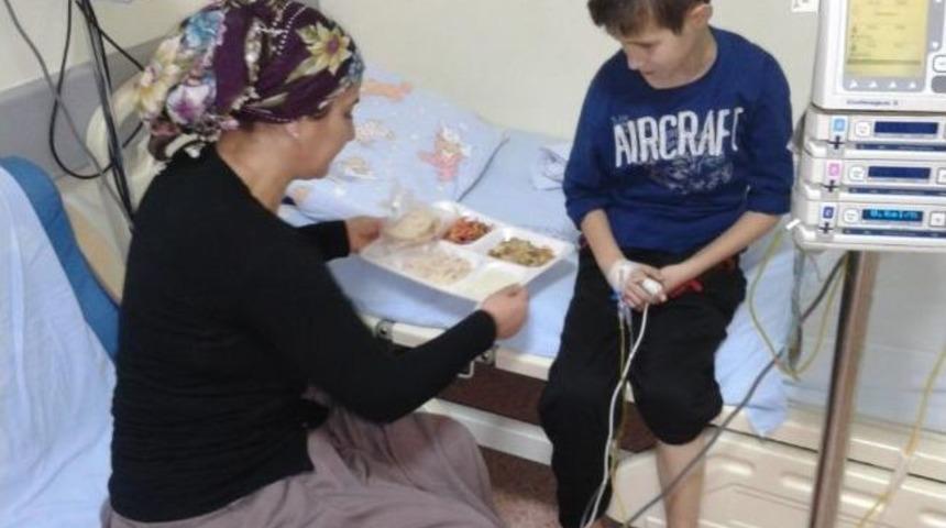 11 Yaşında Hayat M&uuml;cadelesi Veriyor