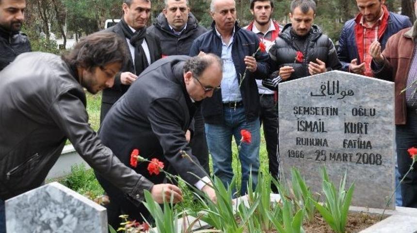 1930 Bafraspor Kul&uuml;b&uuml; Merhum Hocalarını Unutmadı