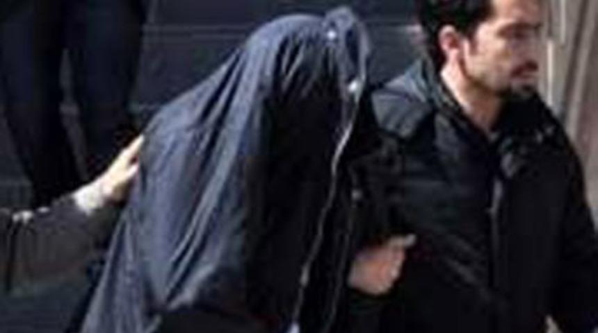 YGS'ye kardeşinin yerine girdi