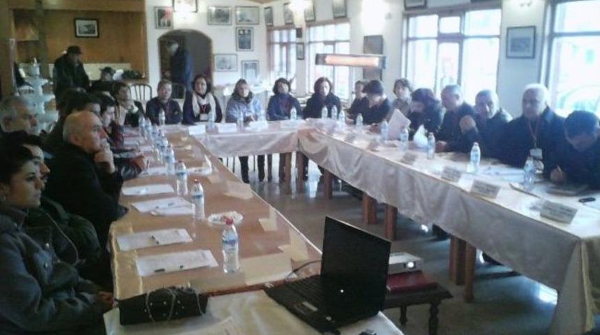 Chp Ak&ccedil;akoca Teşkilatı Parti Okulu Kurarak Eğitimlere Başladı