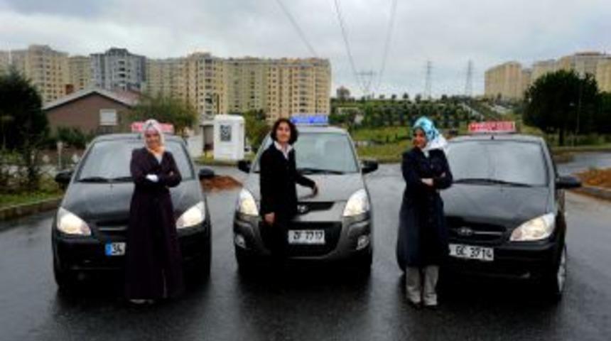 T&uuml;rkiye'de Her 5 S&uuml;r&uuml;c&uuml;den Biri 'kadın'