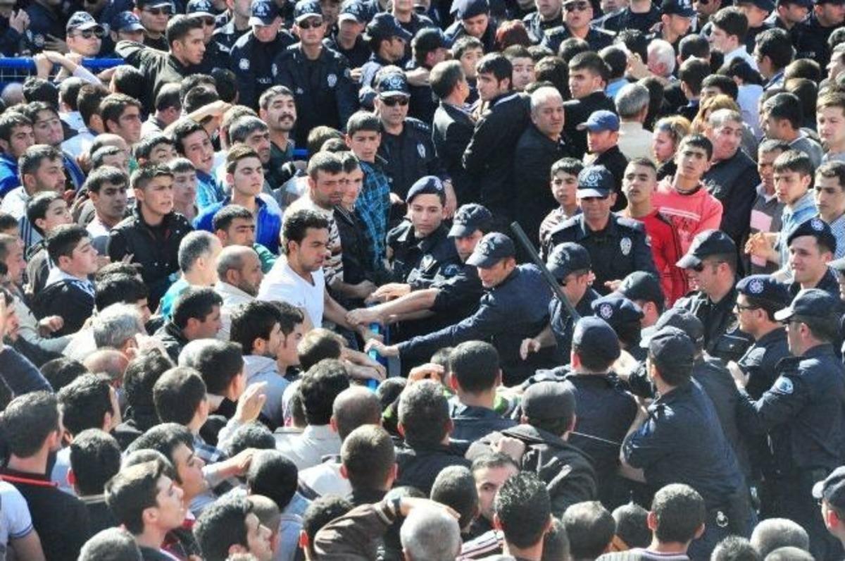 Kubbe Ve Minarelerden 473. Kez Mesir Yağdı