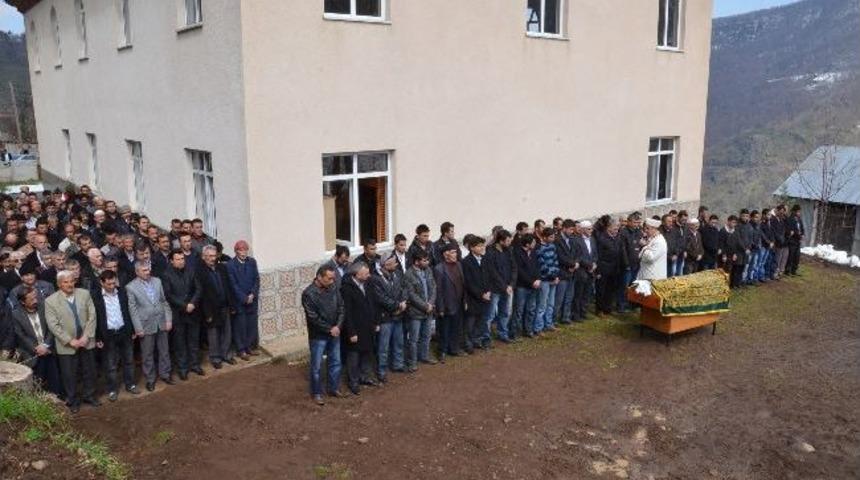 Yargıtay Birinci Başkanı Ali Alkan, Cenazeye Katıldı