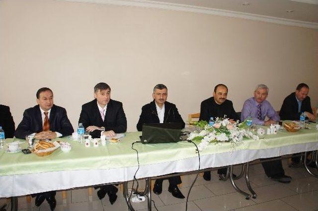 Vali Bektaş, İşadamlarına &Ccedil;ıkıştı 1