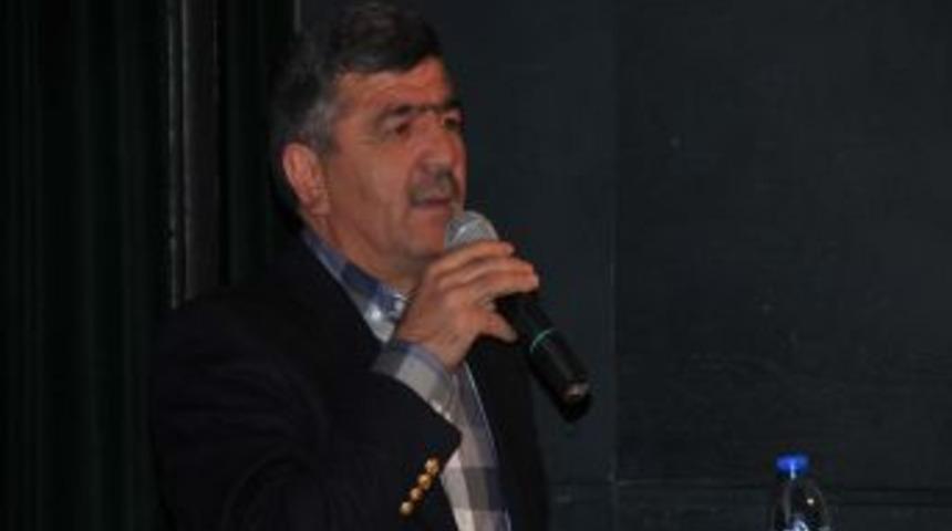 Niğde'de Asfaltlama &Ccedil;alışmaları Aralıksız S&uuml;r&uuml;yor