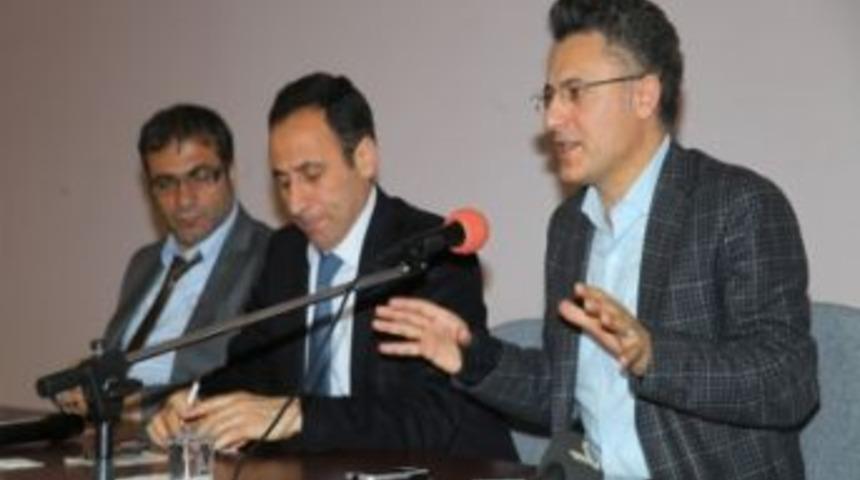 Harput Konuşmaları'nda, Başkanlık Sistemi Ve Yeni Anayasa Masaya Yatırıldı