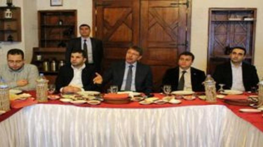 B&uuml;y&uuml;khatipoğlu TOBB'un Konuğu Oldu