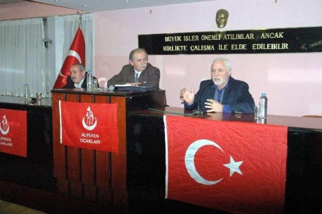 Balıkesir Alperen Ocakları Muhsin Yazıcıoğlu'nu Andı