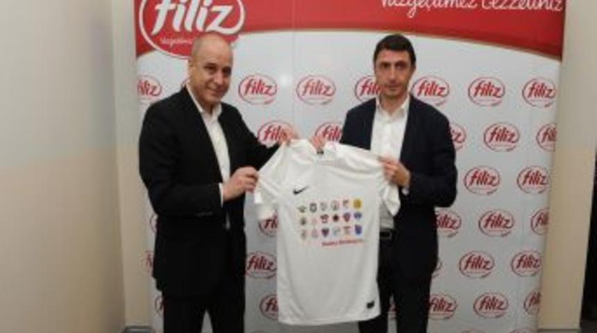 Kasımpaşaspor Futbolcularına Filiz Performans Desteği