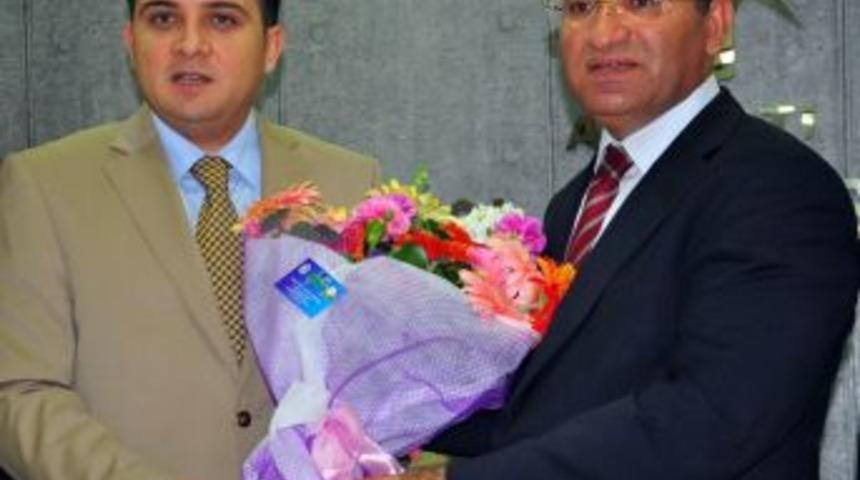 Bozdağ: &Ccedil;&ouml;z&uuml;m S&uuml;recinden, Şehitleri Istismar Edenler Rahatsız Olacak