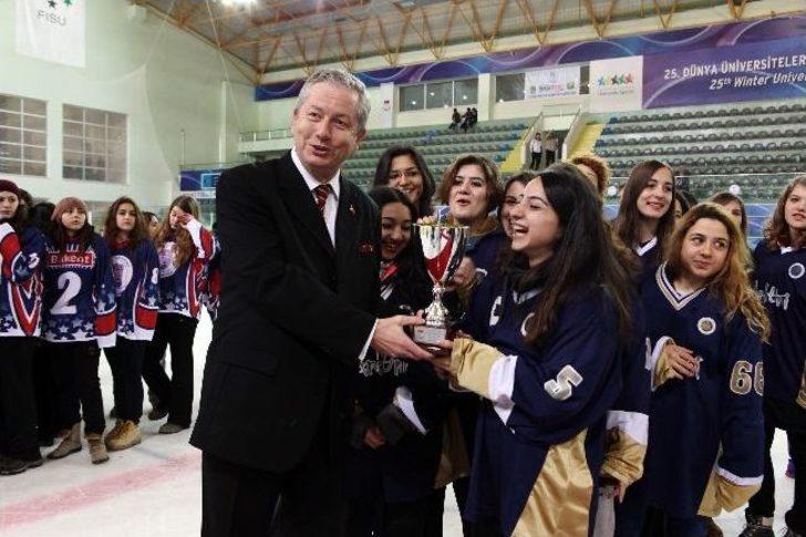 Atatürk Üniversitesi Buz Hokeyi Erkek Takımı Türkiye Şampiyonu G3