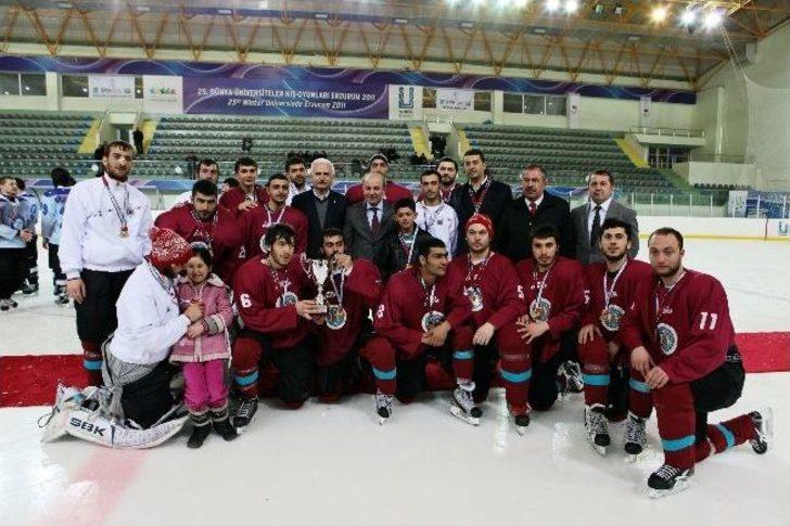 Atatürk Üniversitesi Buz Hokeyi Erkek Takımı Türkiye Şampiyonu G4