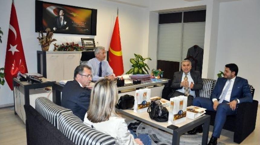 Kas-der Genel Başkanı &Ccedil;ilingiroğlu&rsquo;ndan Belediyeye Ziyaret