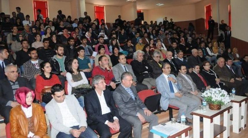 Prof. Dr. Uygur Tazebay&rsquo;dan Nevruz Ve Renkler Konferansı