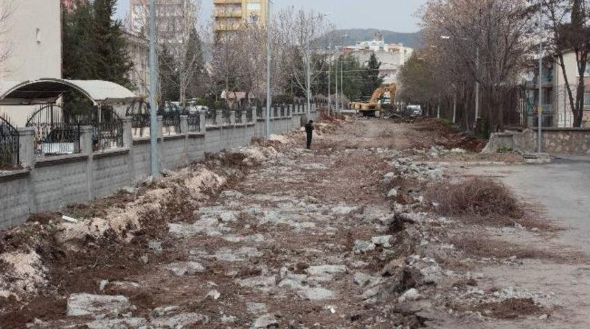 Adıyaman'da Yol Yapım &Ccedil;alışmaları