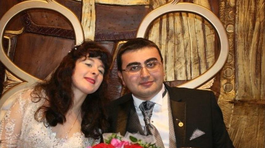 Gemi Almaya Gittiği Ukrayna’dan Hem Gemi Hem De Gelinle Döndü