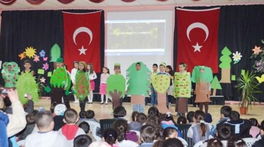 &Ouml;ğrencilerden "orman" Oyunu