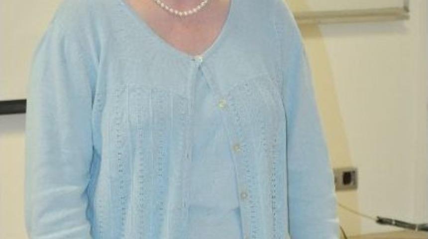 T&uuml;rk Adı Kullanan Amerikalı, İzmir &Uuml;niversitesi'ni Ziyaret Etti