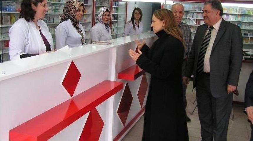 Ak Parti Malatya Milletvekili &Ouml;znur &Ccedil;alık, Esnafları Ziyaret Etti