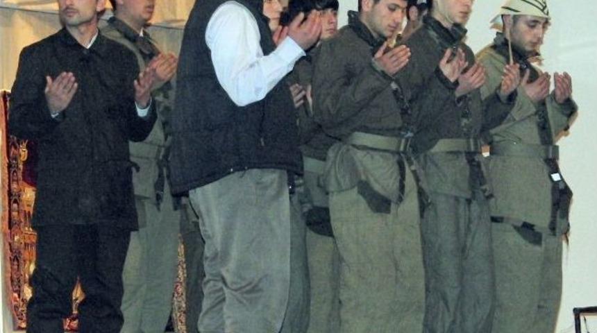 Ak Gen&ccedil;lik&rsquo;ten &Ccedil;anakkale Gecesi