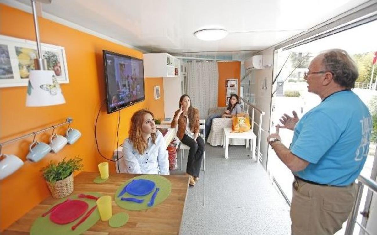 Uzmanlar İzmir Depremi İ&ccedil;in Uyardı