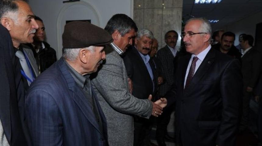 &Ccedil;anakkale Valisi Vanlıları Kabul Etti
