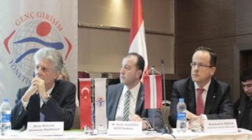 Avusturya B&uuml;y&uuml;kel&ccedil;isi W&ouml;lfer: T&uuml;rkler &Uuml;lkemizde &Ccedil;ok Mutlu
