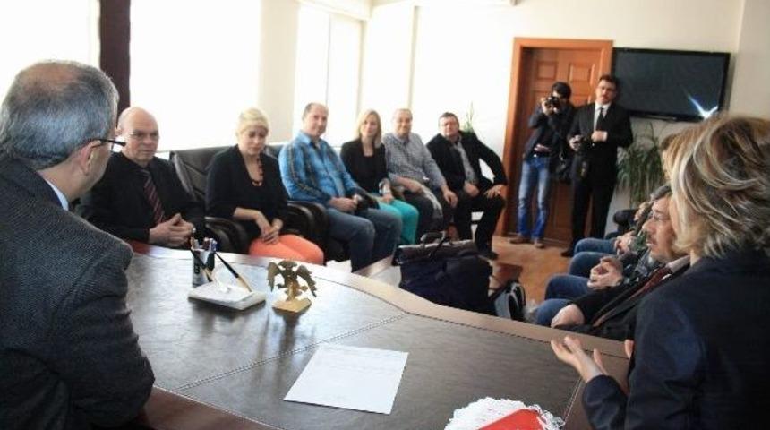 &lsquo;k&uuml;lt&uuml;r&uuml;m&uuml;z&uuml; Kaybetmeden Avrupa&rsquo;da Yaşamak&rsquo; Projesi