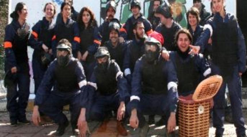 &Ouml;ğrenciler Paintball&rsquo;la Stres Attı