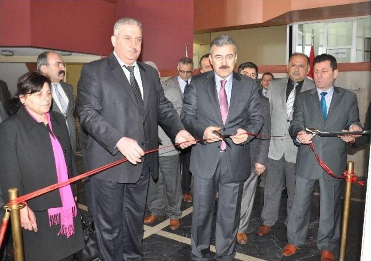 Zonguldak Valiliği&rsquo;nde, &ldquo;biz Değimliydik&rdquo; Resim Sergisi A&ccedil;ıldı