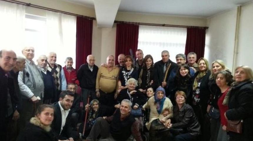Chp&rsquo;den, Yaşlılara Moral Ziyareti