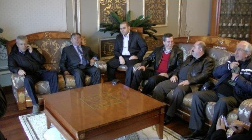 K&uuml;tahya Valisi Kenan &Ccedil;ift&ccedil;i Ve Heyeti Ak&ccedil;akoca&rsquo;yı Ziyaret Etti
