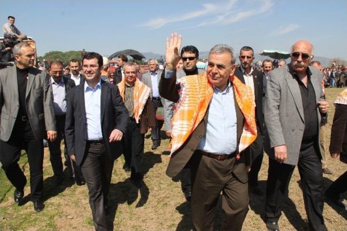 Başkan Kocaoğlu, Bergama K&ouml;yleri&rsquo;ni Ziyaret Etti