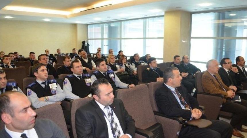 Trabzon&rsquo;da Polisten &Ouml;zel G&uuml;venlik&ccedil;ilere Eğitim