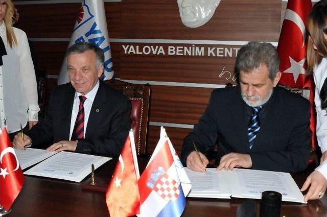 Yalova'ya Hırvat Kardeş