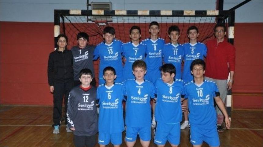 Hentbolun Yıldızları Ak&ccedil;akoca&rsquo;da Finali Buldu