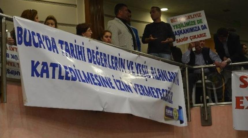 Eski Buca Stadı Hakkında Tartışmalar