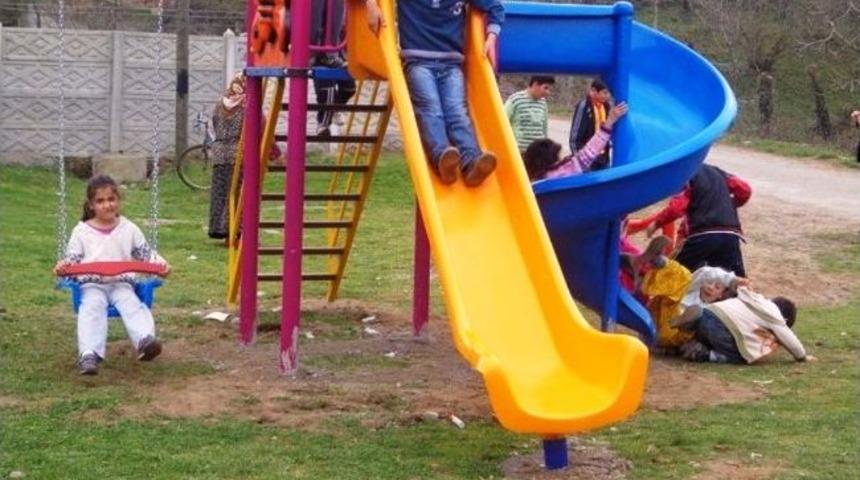 K&ouml;ylere &Ccedil;ocuk Oyun Parkları Yapıldı