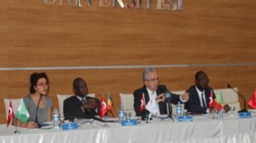 Uzmanlar, Se&ccedil;ime Hazırlanan Mali'de Savaş Tehlikesine Dikkat &Ccedil;ekiyor