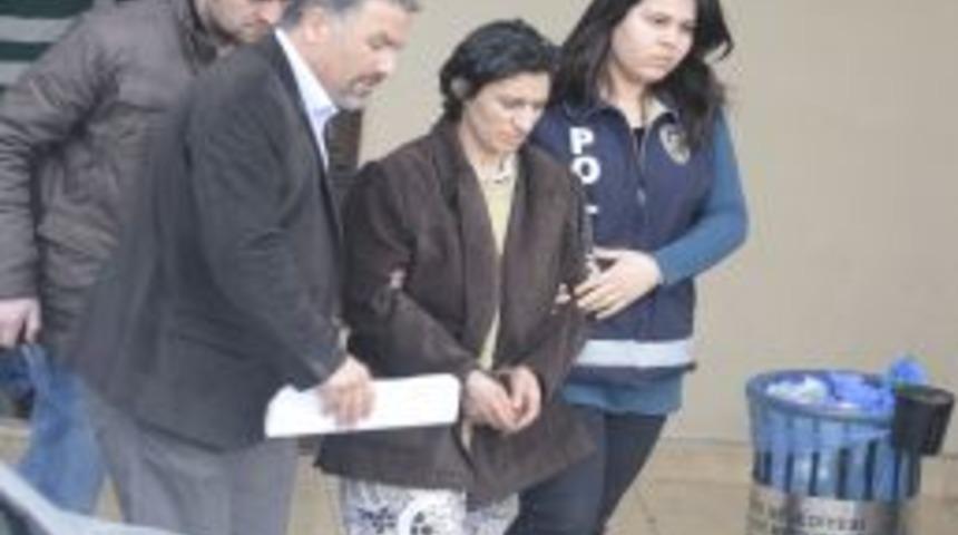 Oğlunu Baltayla &Ouml;ld&uuml;ren Kadın Sorguda