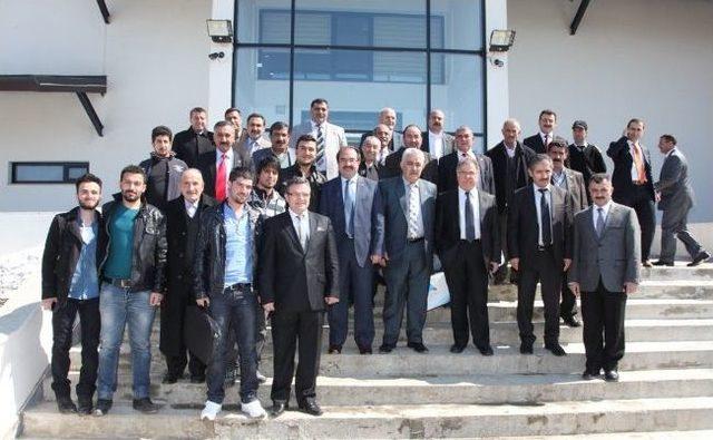 Ağrı İbrahim &Ccedil;e&ccedil;en &Uuml;niversitesini Ziyaret Eden Muhtarların Fitness Keyfi 2