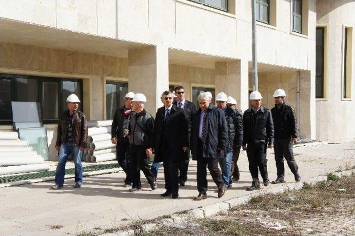 Kastamonu Tıp Fakültesi Dekanı Karaşen, 2015’i Hedef Gösterdi G3